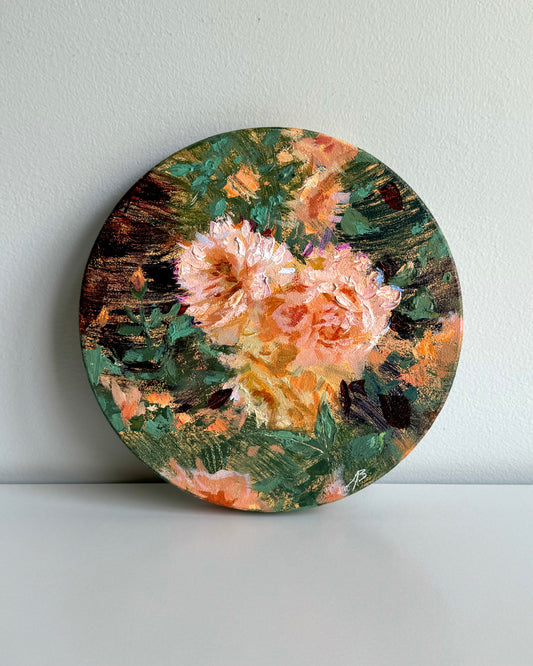 Peach Roses: 8" Round